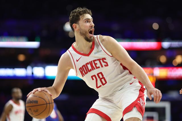 玩法-两连胜！杜兰特33+8，申京33+9，五锋成逆转关键，乌度卡研究成功